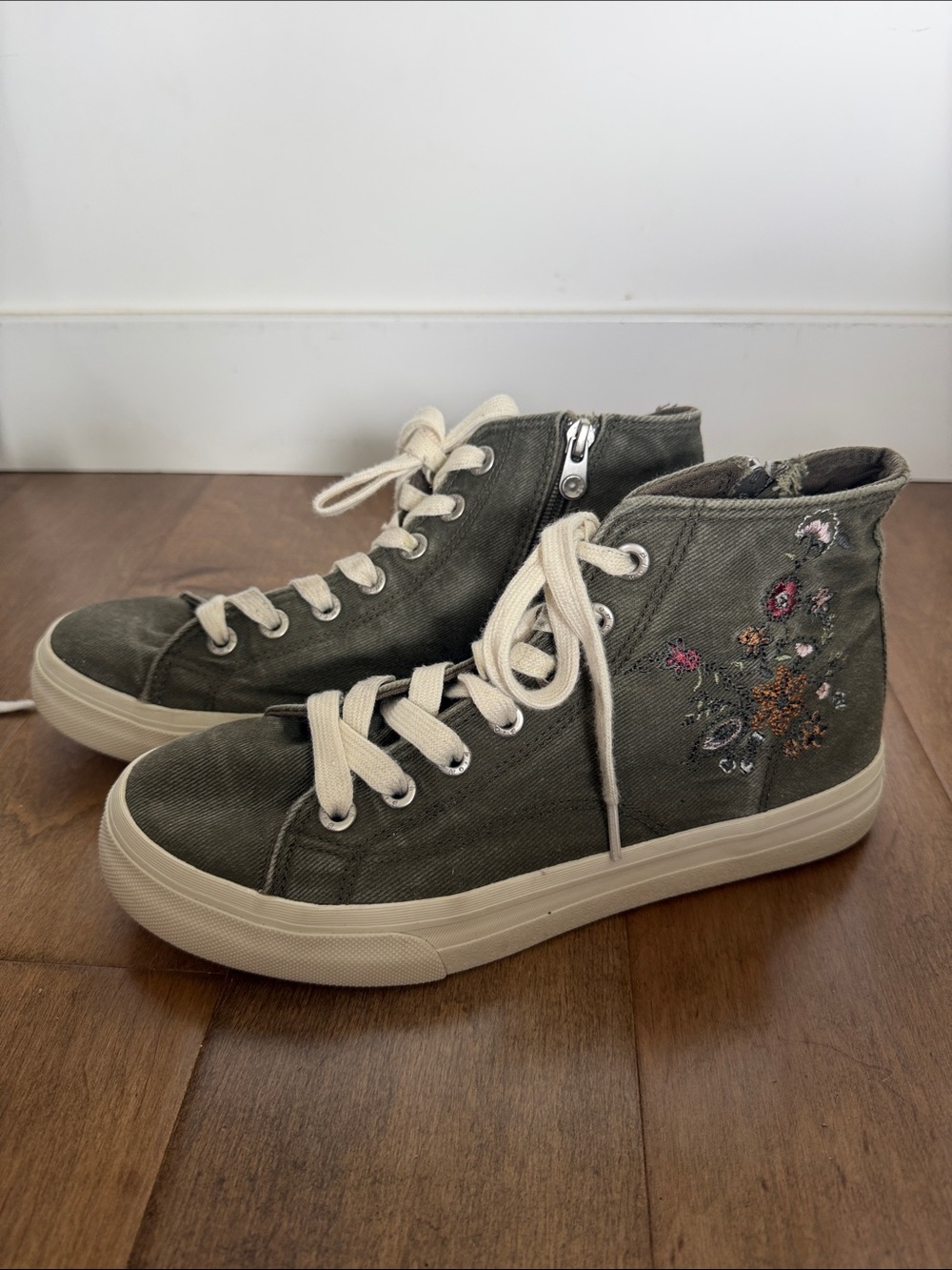 Women’s Blowfish High-Top Canvas Sneakers with Floral Embroidery - Olive